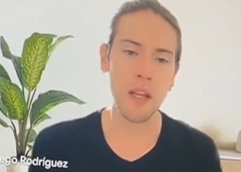 Con esas respuestas es difícil no contratar a este chico «tan listo»